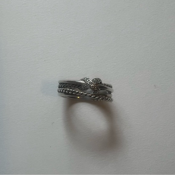 David Yurman Crossover ring silver in original box. Beautiful condition! - Picture 3 of 6